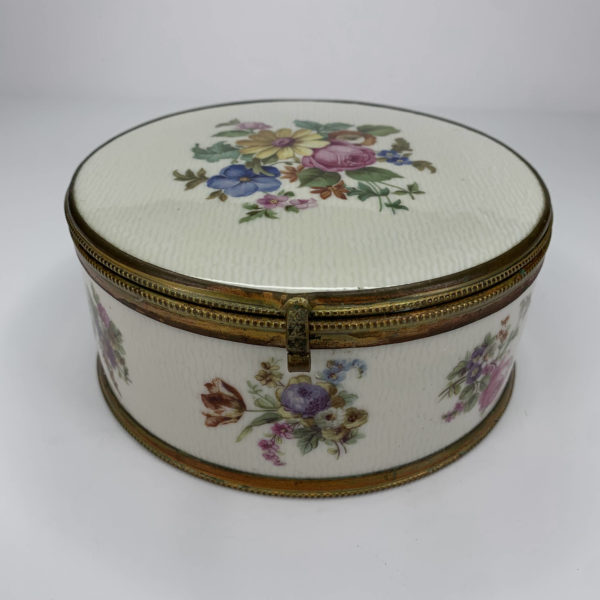 70's Vintage Porcelain Jewelry box 1